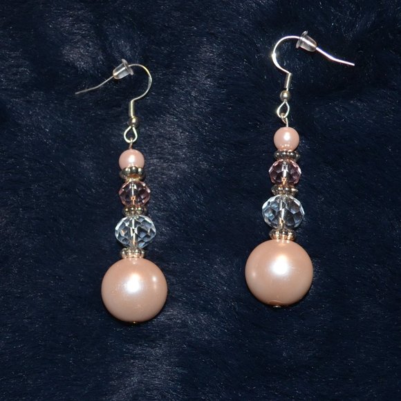 Pink Pearls and Pink & White Faceted Beads Silver Earrings - Picture 3 of 4